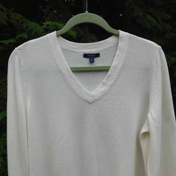 Nautica Lightweight V-Neck Cotton Sweater with Stripe Detail - Picture 2 of 3